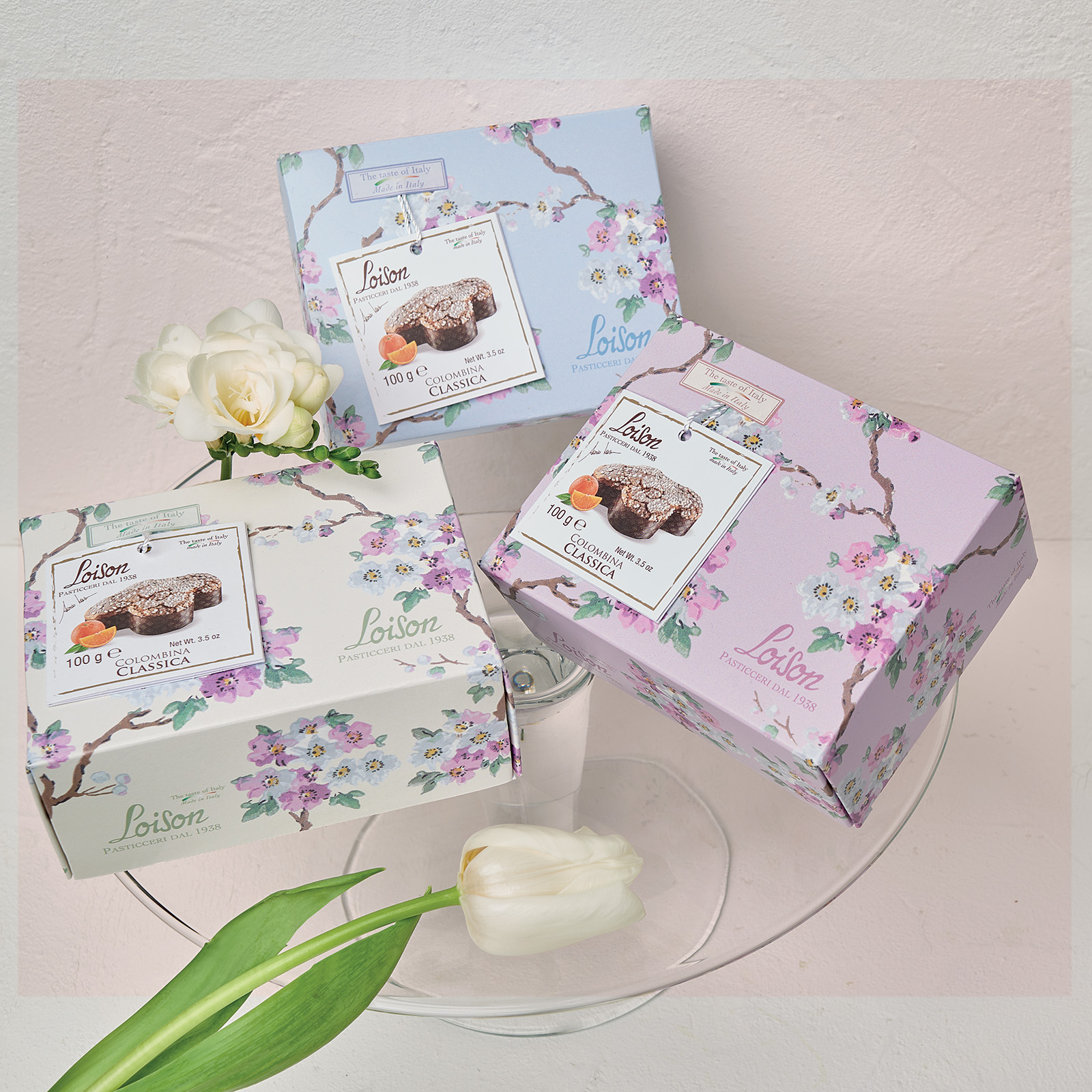LUSEOAN 20 Mini Bandiere Colombiane Da Mano - 14x20,8 Cm Con Asta In Legno - Perfette Per Feste E Decorazioni